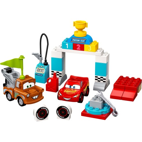 10924 ЛЕГО ДУПЛО - Денят за състезаване на Макуин <br> <small> 10924 LEGO DUPLO - Lightning McQueen`s Race Day </small>